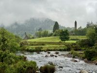 12. Tag – Tag in den Wicklow Mountains – Wanderung im Tal von Glendalough – Klosterruine