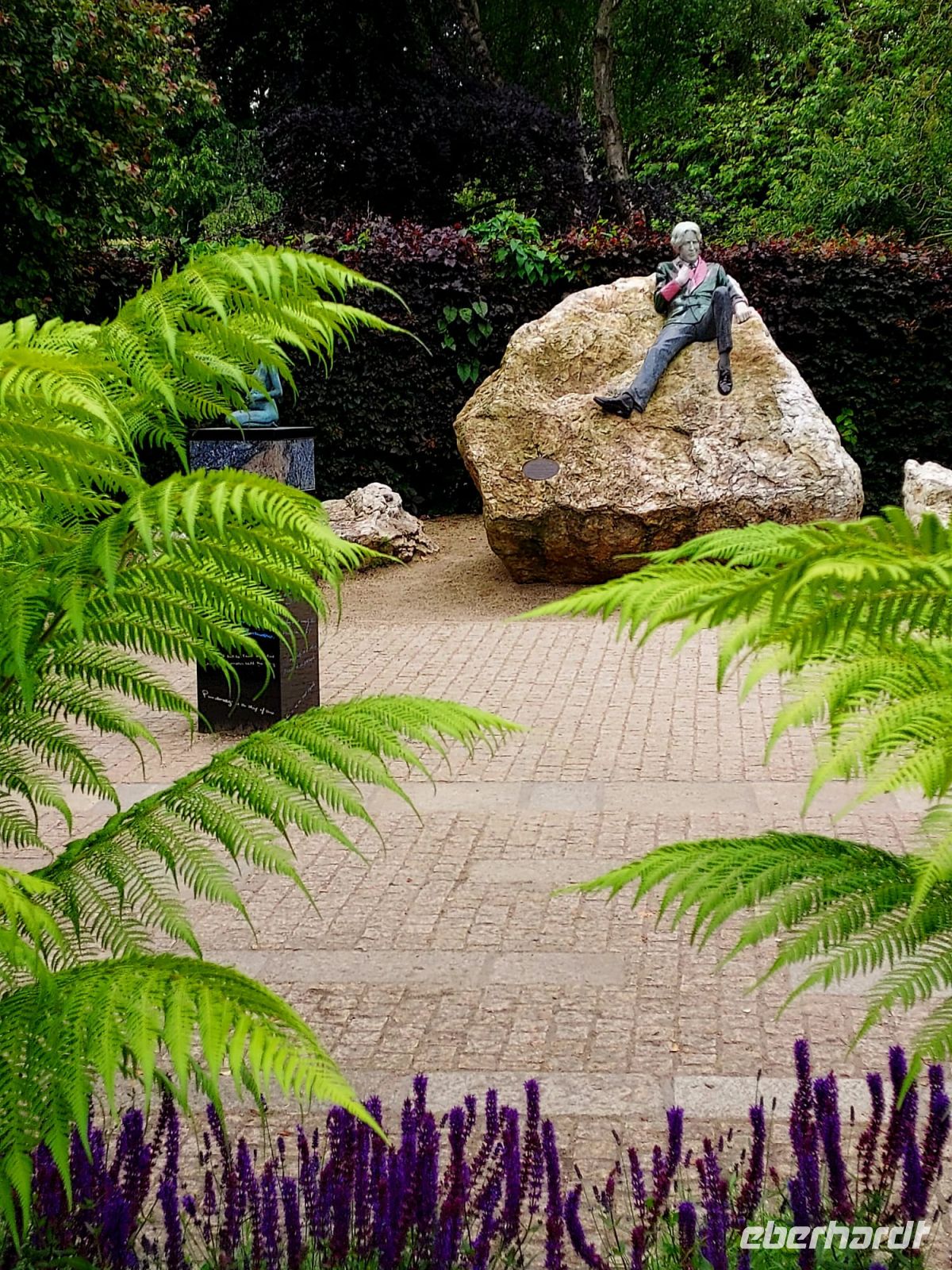 Tag 10 Dublin Oscar Wilde.jpg