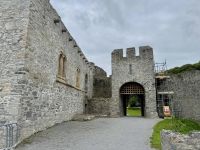 11. Tag – Tralee bis Newtownmountkennedy – Burgruine Desmond Castle in Adare