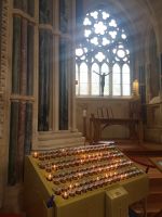 Neogotische Kirche hinter der Kylemore Abbey