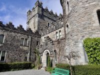 3. Tag: Im schönen County Donegal – Wandern im Glenveagh-Nationalpark – Glenveagh Castle &ndash; &copy; Andreas Wolfsteller (Eberhardt TRAVEL)