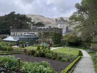 3. Tag: Im schönen County Donegal – Wandern im Glenveagh-Nationalpark – Glenveagh Castle &ndash; &copy; Andreas Wolfsteller (Eberhardt TRAVEL)