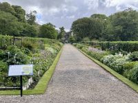 7. Tag: Connemara – Besuch der Kylemore Abbey – Viktorianischer Garten &ndash; &copy; Andreas Wolfsteller (Eberhardt TRAVEL)