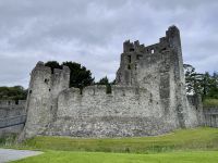 11. Tag: Tralee bis Newtownmountkennedy – Burgruine Desmond Castle in Adare &ndash; &copy; Andreas Wolfsteller (Eberhardt TRAVEL)