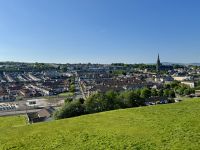 4. Tag – Ausflug nach Nordirland – Spaziergang in Derry – Bogsides