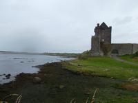 finsteres Dunguaire Castle