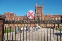Eingang der Queens University
