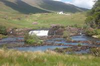 die kleinen Aasleagh Falls des Flüßchens Errif
