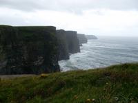 Die Cliffs of Moher gehören zu den bekanntesten Sehenswürdigkeiten Irlands