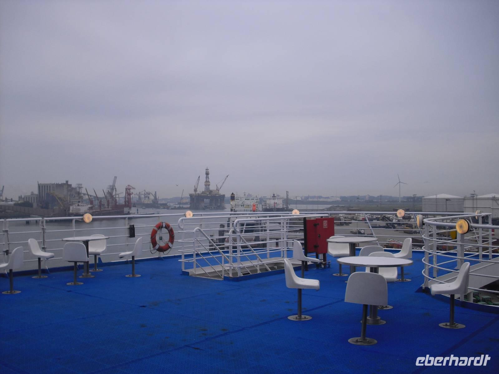 Blick auf den Hafen von Rotterdam