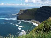 gischtumschäumte Bucht