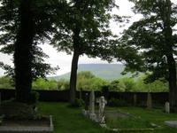Benbulben im Hintergrund