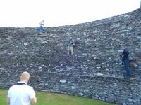 Mutige klettern bis nach oben