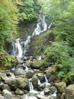 ...nahe beim Wasserfall