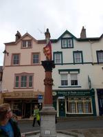 Standbild Eduards I. in Conwy