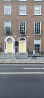 typische bunte Haustüren in Dublin