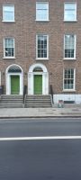 typische bunte Haustüren in Dublin