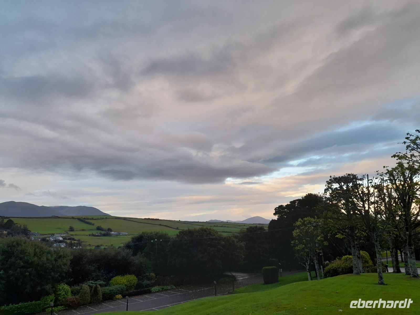 Blick vom Ballyroe Hights Hotel auf Dingle