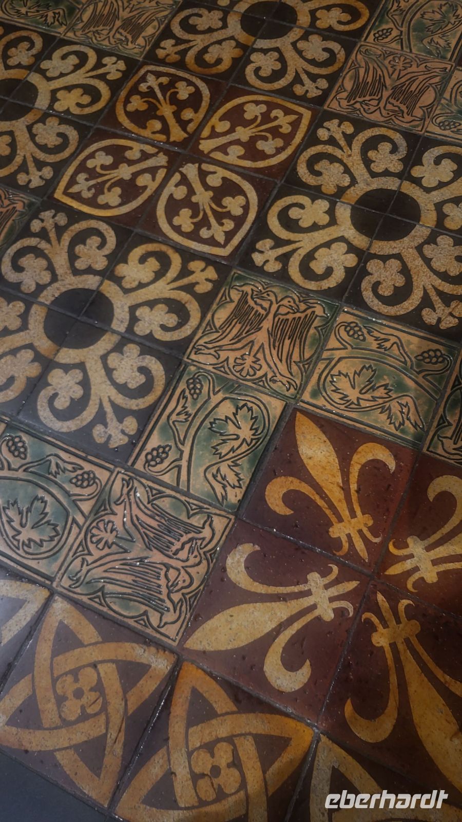 04 - Dublin, St. Patricks Kathedrale, Fliesenboden