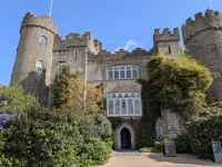 Malahide Castle &ndash; &copy; Walter Neuwirth (Eberhardt TRAVEL)