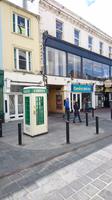 Früher Telefonzelle, heute Lebensretterstation - In Killarney