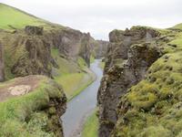 20.06.2016: Kleine Wanderung oberhalb der Schlucht Fjadrargljufur im Katla Geopark