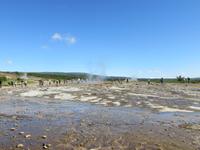 22.06.2016: Geothermalgebiet Haukadalur - warten auf den Geysir Strokkur