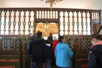 Auf dem Weg zur Pferderennbahn