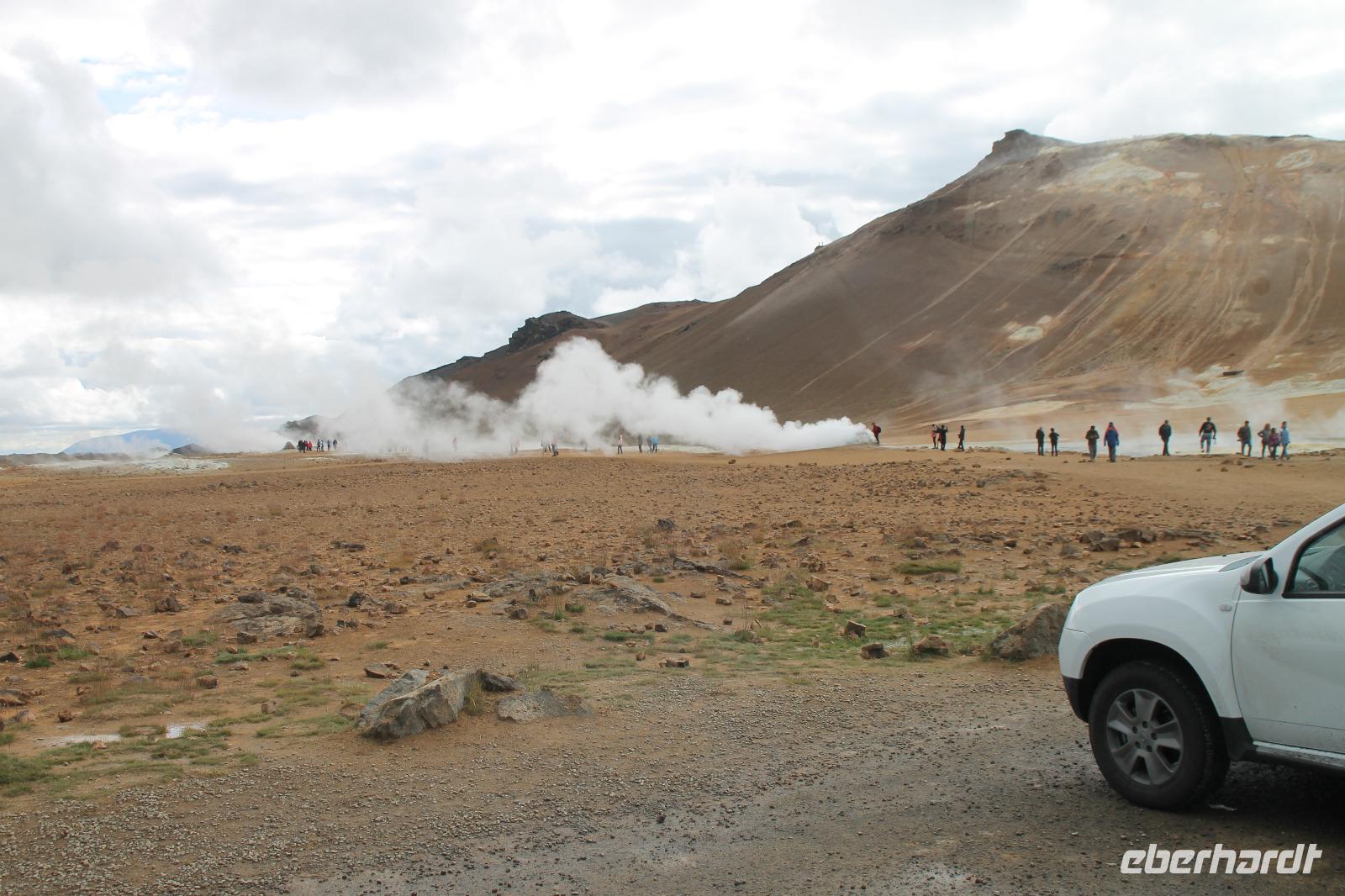 Fotostopp an den Schlammquellen von Námaskarð 