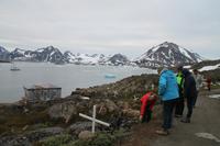 Spaziergang durch Kulusuk