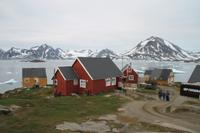 Spaziergang durch Kulusuk