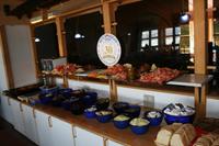 Mittagsbuffet in Tasiilaq