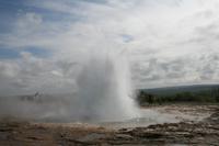 Strokkur in Aktion