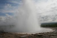 Strokkur in Aktion