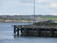 Ausfahrt aus dem Hafen – Kirkwall