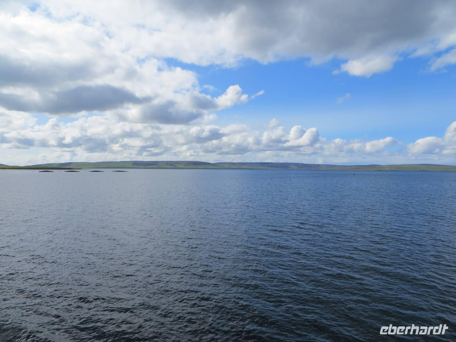 Ausfahrt von den Orkney-Inseln
