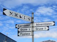 Auf Spitzbergen – in den Straßen von Longyearbyen