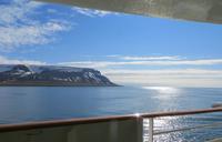 Ausfahrt aus dem Hafen von Longyearbyen
