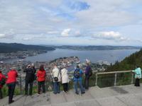 Panoaramblick vom Hausberg Bergens, dem Fløyen