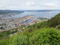 Panoaramblick vom Hausberg Bergens, dem Fløyen