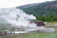 Heiße Quellen beim Großen Geysir auf Island