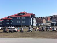 Schneemobilparade...