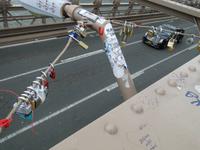 Liebesschlösser an der Brooklyn Bridge