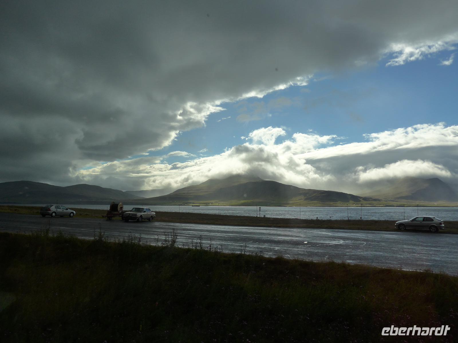 Island, Fahrt Walfjordftunnel