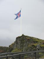 Isländische Flagge im Thingvellir National Park