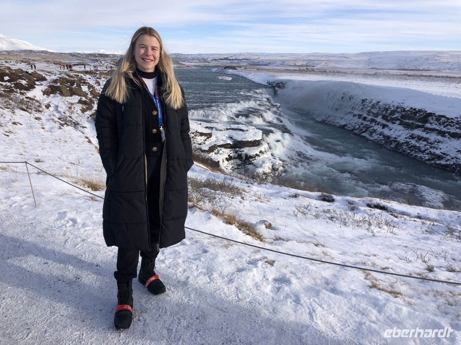 Reisebegleiterin Annika am Gullfoss