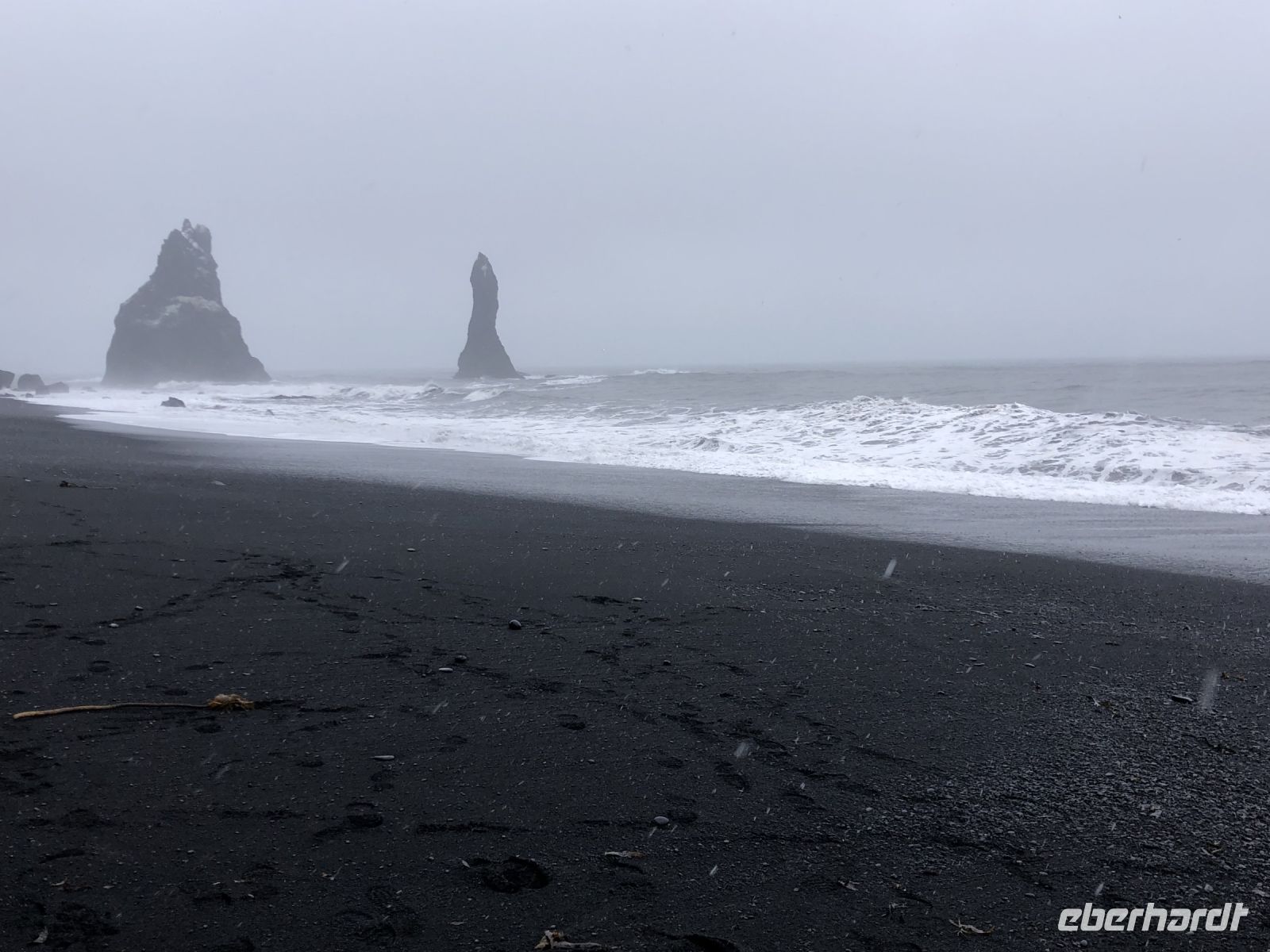 Schwarzer Lavastrand von Vik(6)