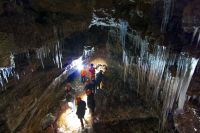 Lavahöhle Vatnshellir