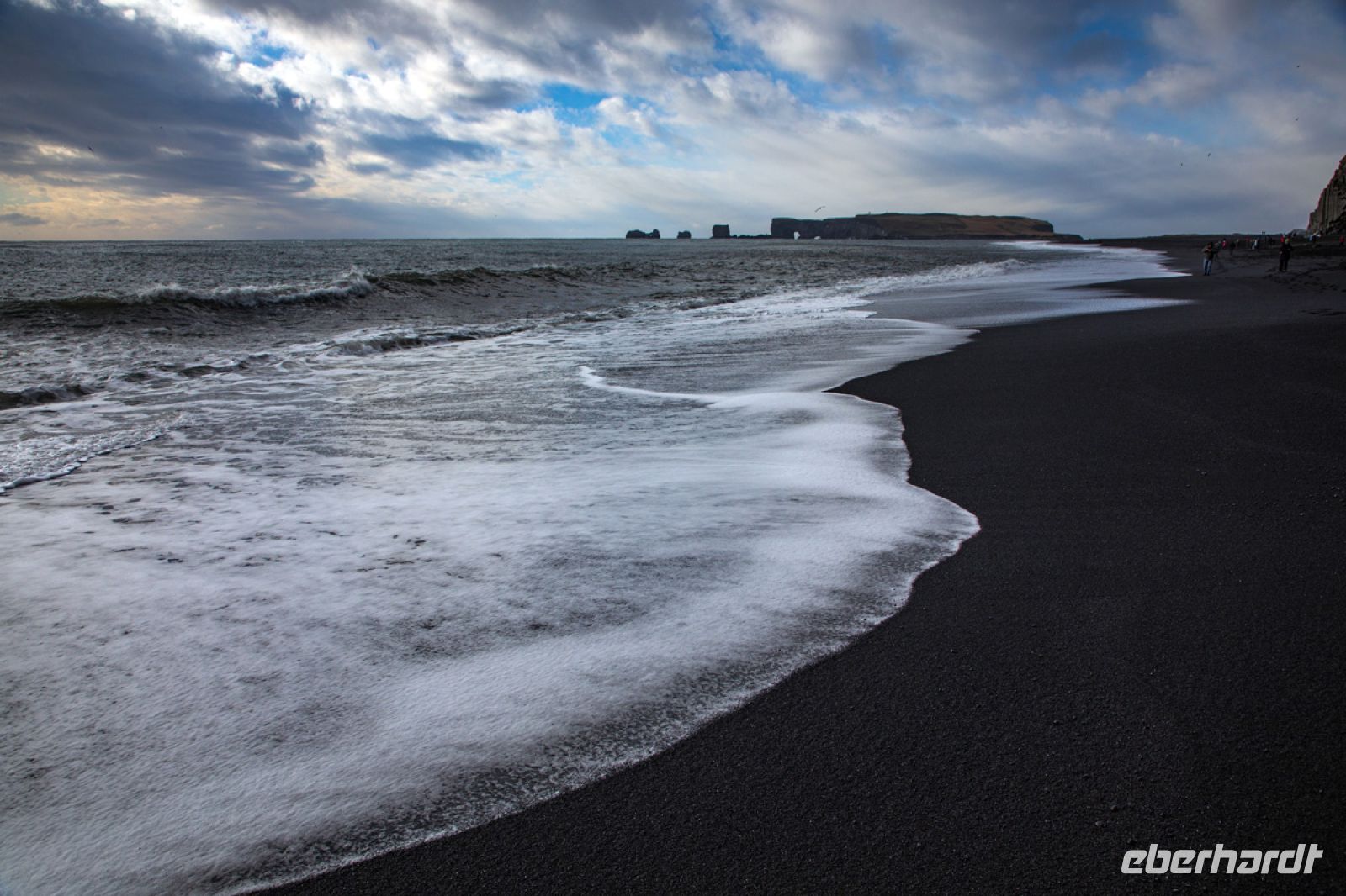 Schwarzer Strand von Reynisdrangar