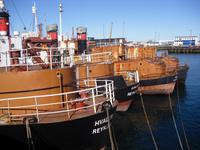 Alte Walfangboote liegen noch immer im Hafen